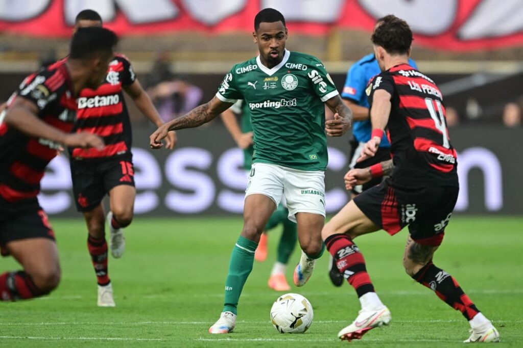 Palmeiras winger Allan